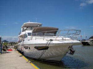 Azimut 74 2017 - Vista da Proa