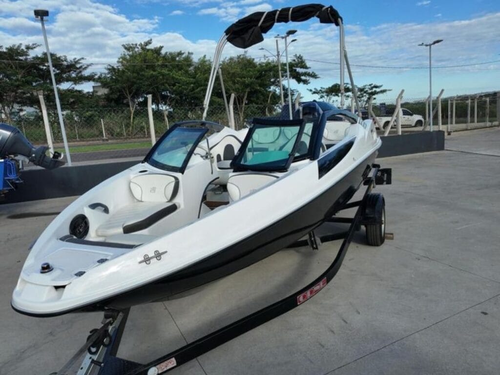 Focker I9 2017/18 – Vista da Lateral da Proa