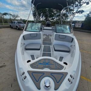 Focker 188 2023 - Vista do Interior da Lancha