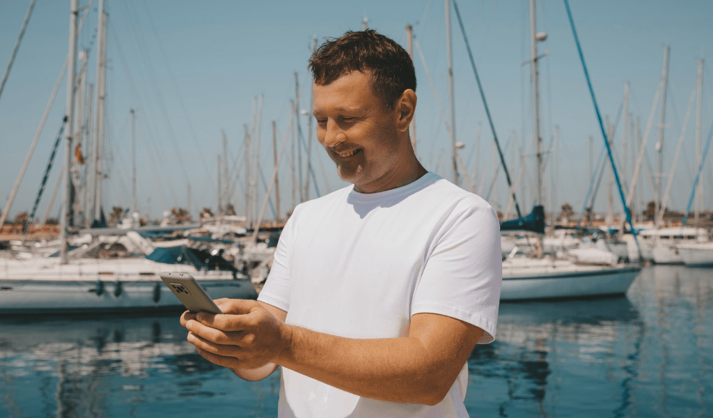 Melhores aplicativos náuticos para navegação, clima e marés
