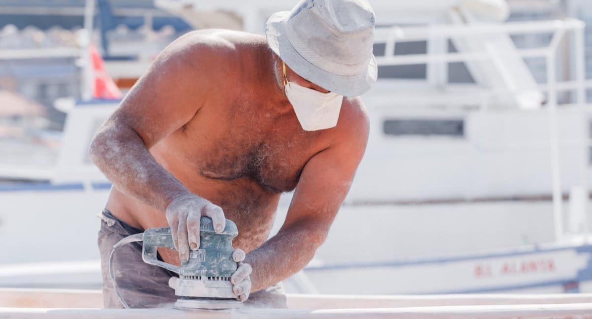 manutenção de lancha