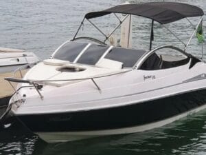 Fibrafort Focker 215 2017 – Vista da Lateral Externa da Proa